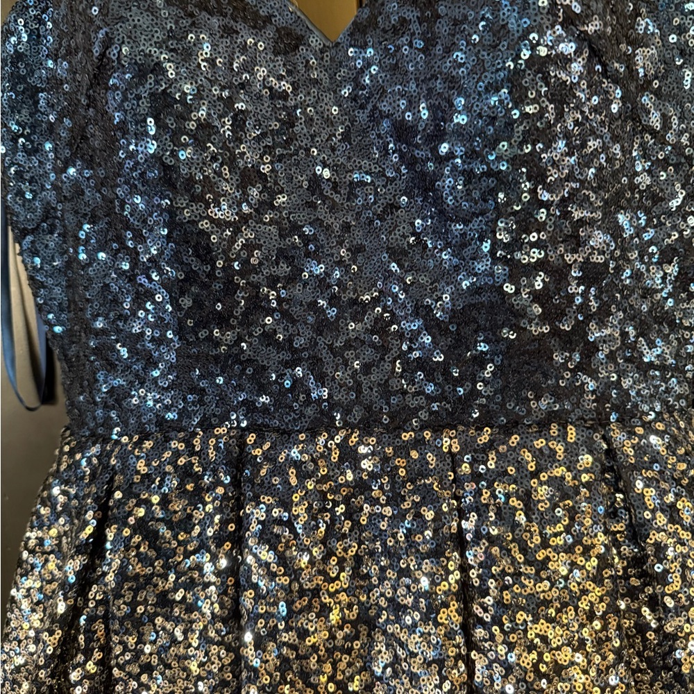Short Formal Navy/silver sequins size 2 with pockets